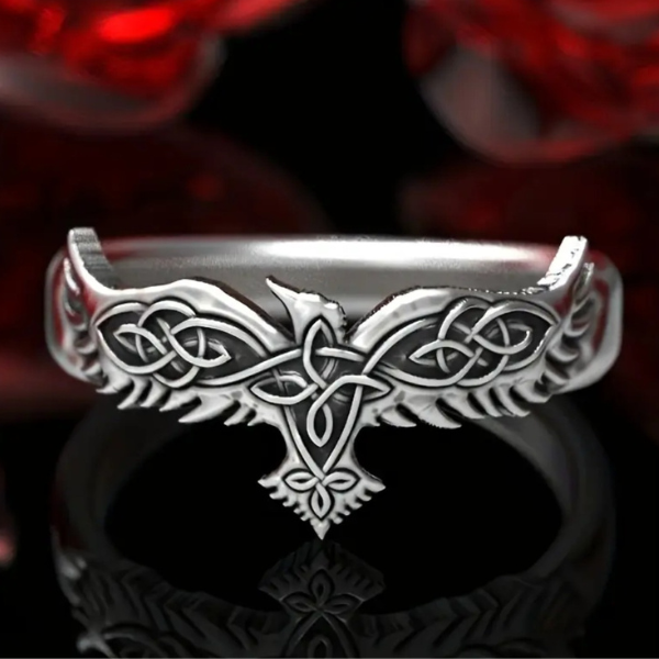 Celtic Raven Witch’s Knot Ring
