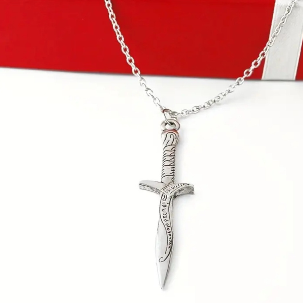 Sting, Blade of Frodo Baggins – Elven Sword Necklace of Middle-earth