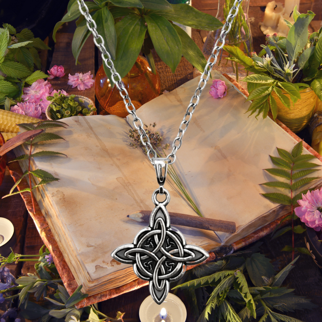 Witch’s Knot Pendant Necklace
