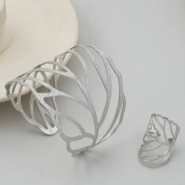 Enchanted Forest Silver Leaf Cuff & Ring Set