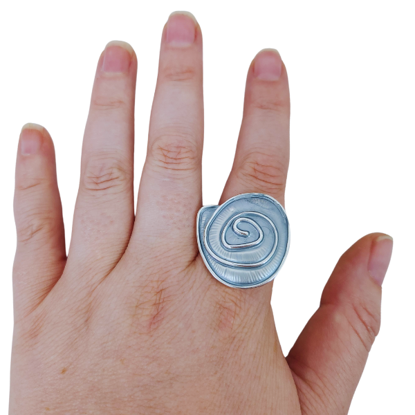 Grey Magic Single Coil Ring