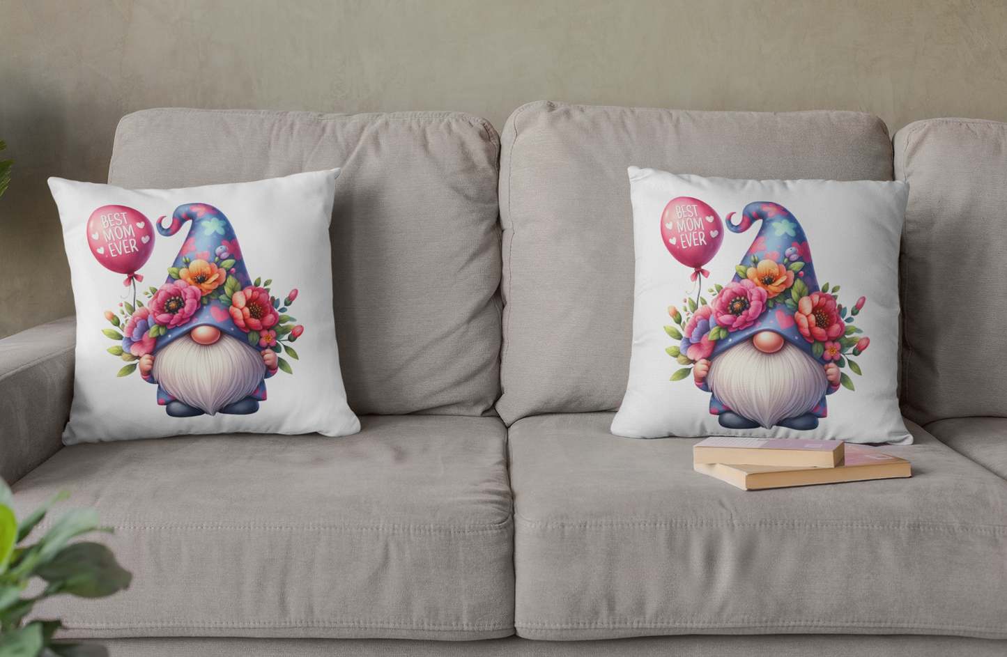 Mothers Day - Gnome Best Mom Ever Throw Pillow