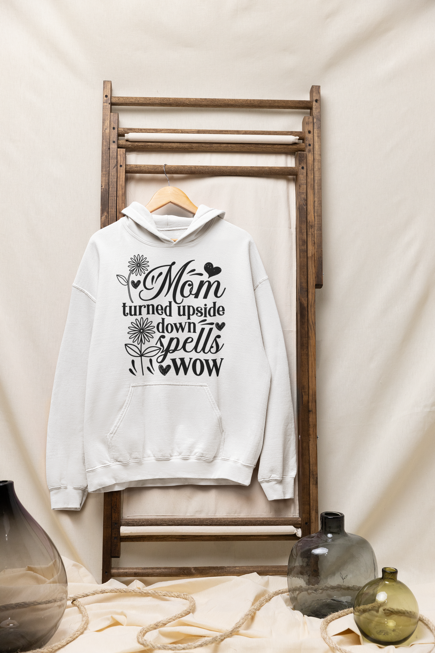 Mothers Day - Mom Turned Upside Down Spells WOW Hoodie