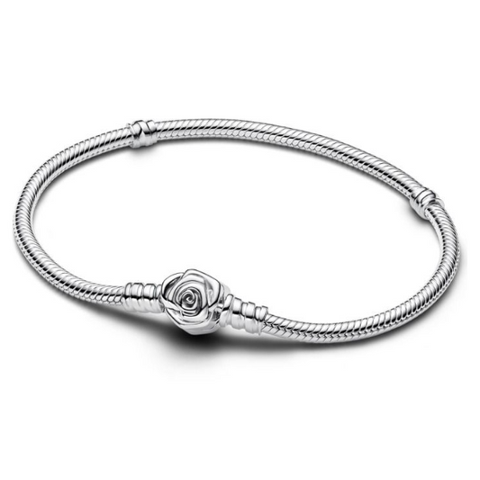 Rose in Bloom Clasp Snake Chain Bracelet