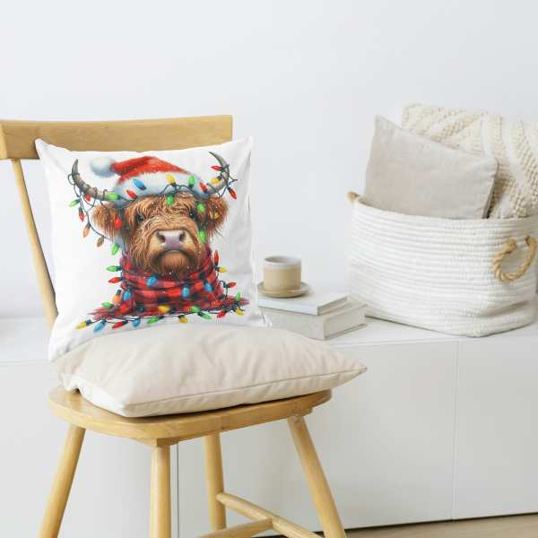 Christmas Highland Cow Throw Pillow