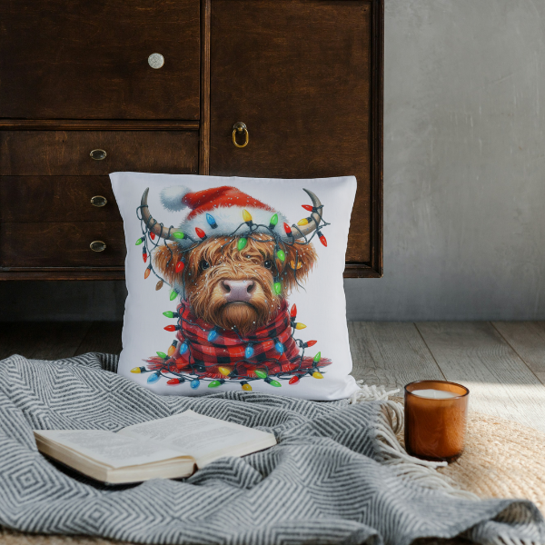 Christmas Highland Cow Throw Pillow