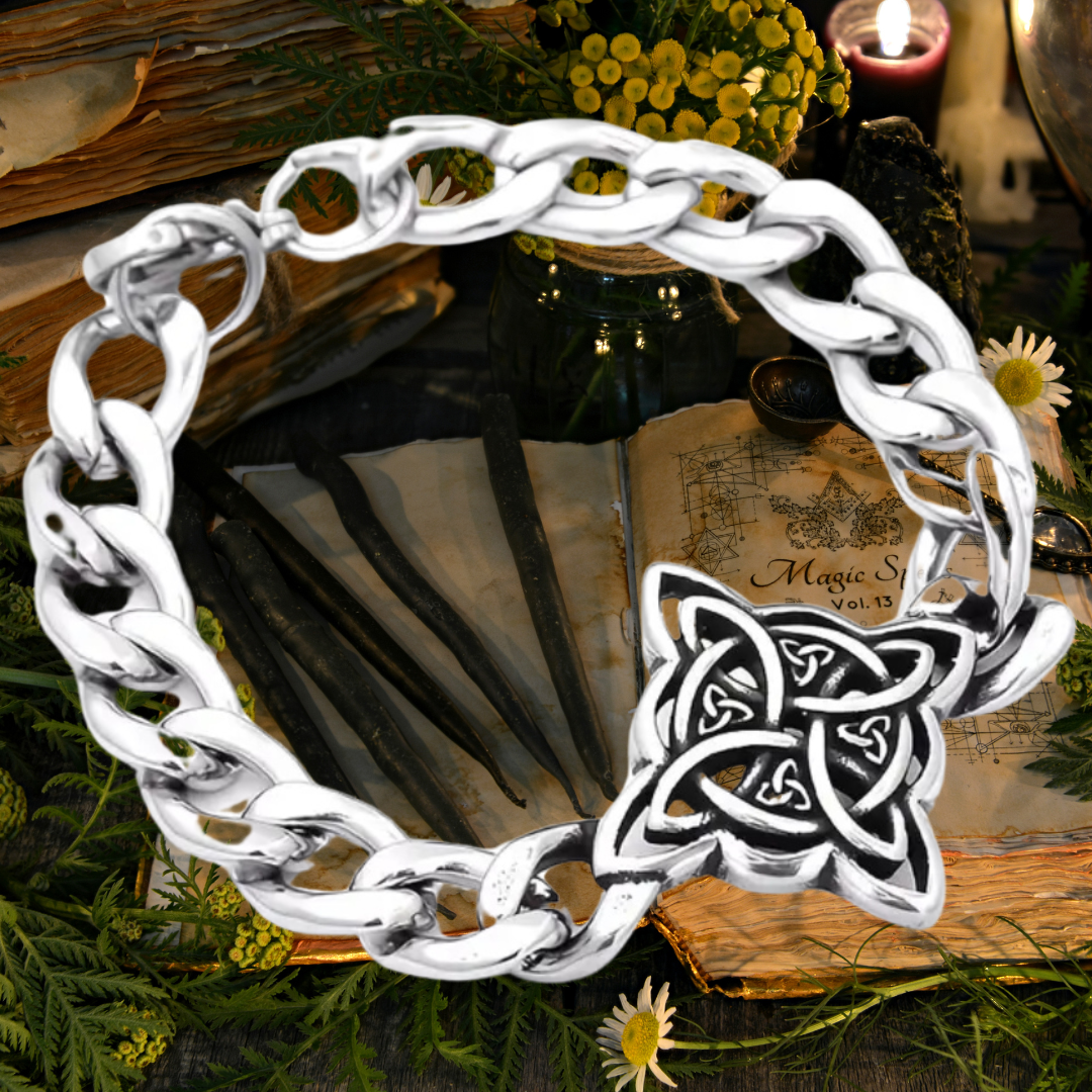 Witch’s Knot Protection Bracelet