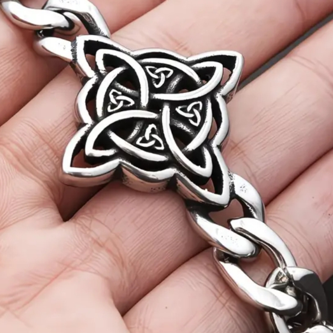 Witch’s Knot Protection Bracelet